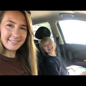 Meet your Posher, Adrienne